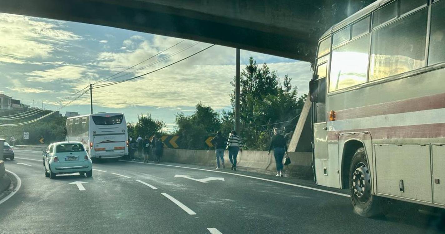 Operação de transfer em plena via rápida em Santa Rita