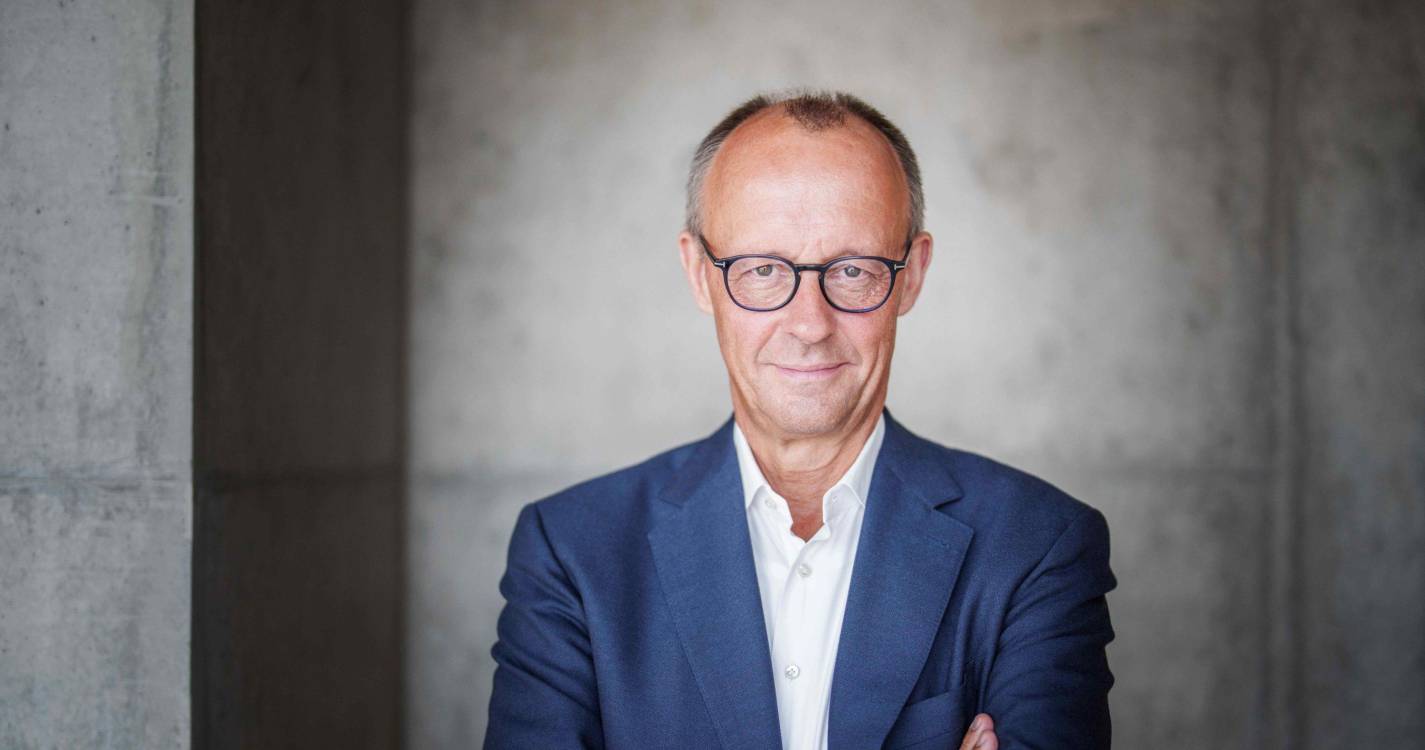 Conservadores e sociais-democratas chegam a acordo de governo na Alemanha