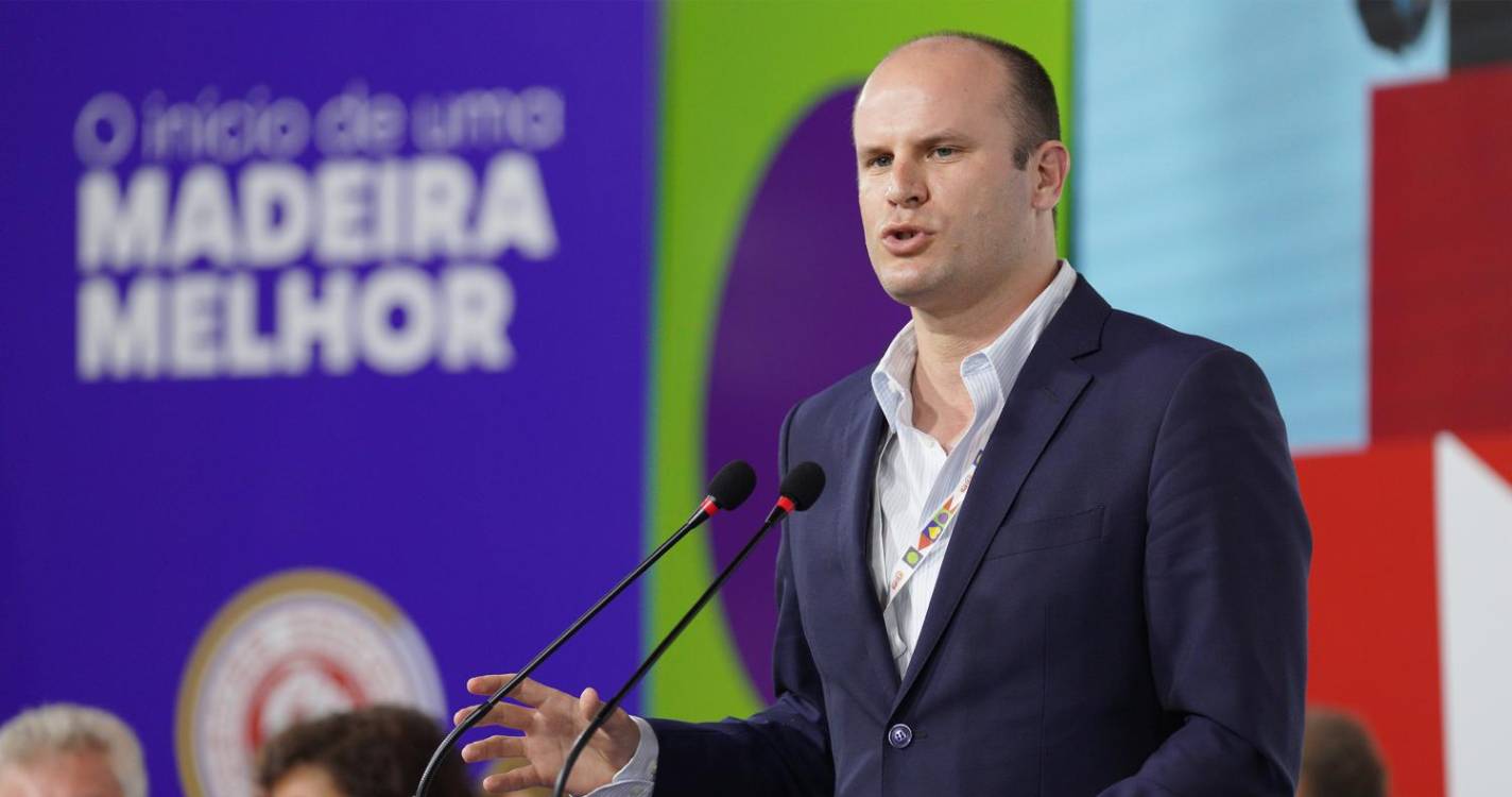 Aposta nos novos cabos submarinos capacita a Região para o futuro digital e tecnológico