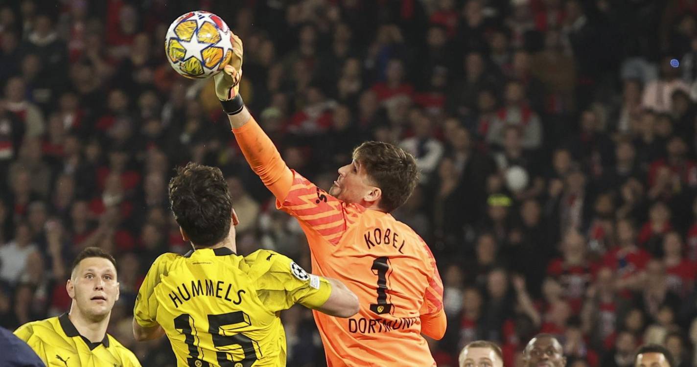 Dortmund vence em Paris e está na final da Champions