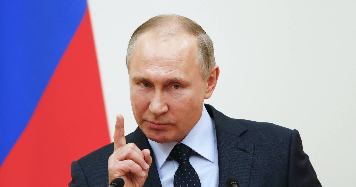 Ucrânia: Enviado de Putin viaja para os EUA após sanções contra petrolíferas russas