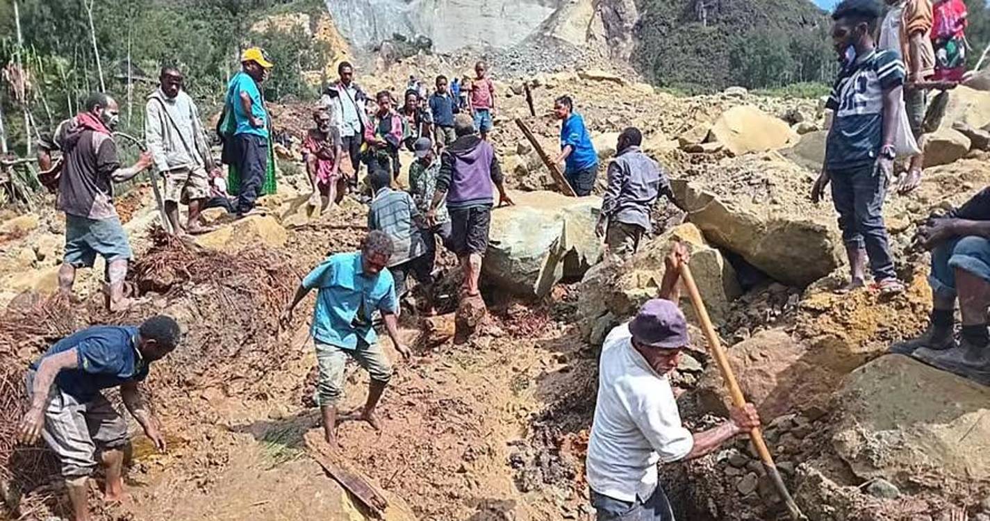 Mais de duas mil pessoas soterradas em deslizamento de terras na Papua Nova Guiné