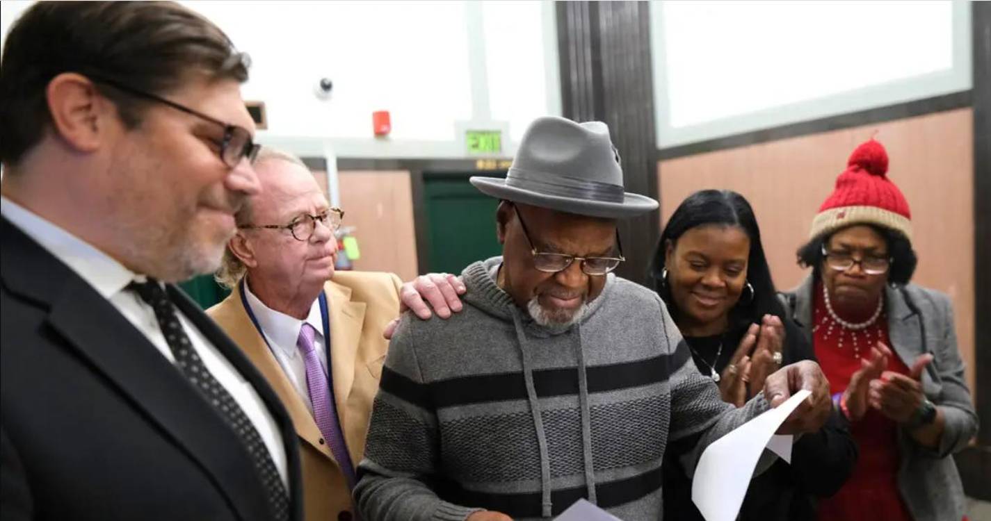 Homem declarado inocente nos Estados Unidos após 48 anos preso por homicídio