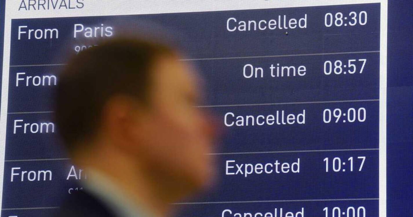 Descoberta de bomba da Segunda Guerra em Paris interrompe ligações ferroviárias