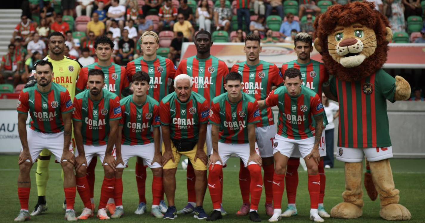 II Liga: Marítimo em vantagem ao intervalo