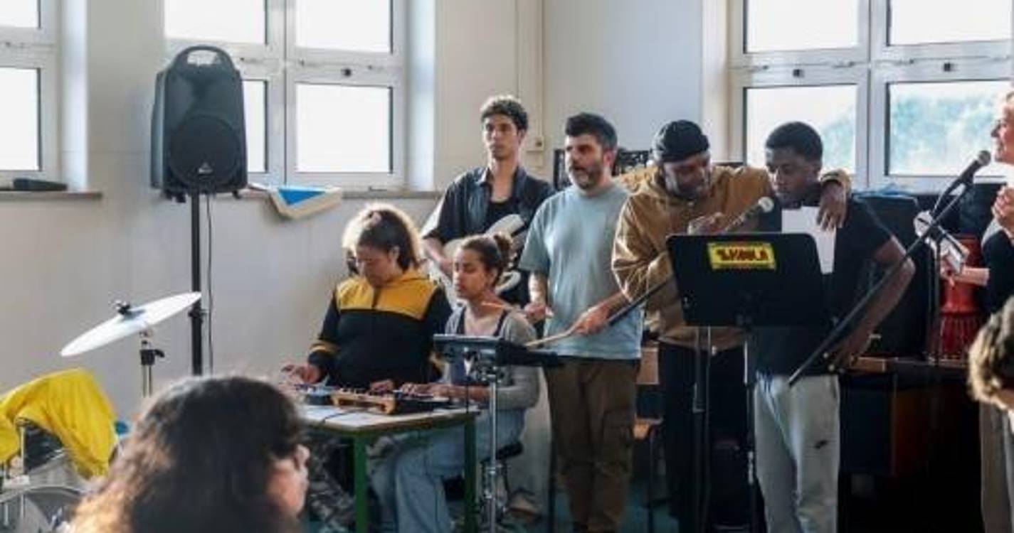 Skoola estimula o sonho num tempo difícil para novos músicos