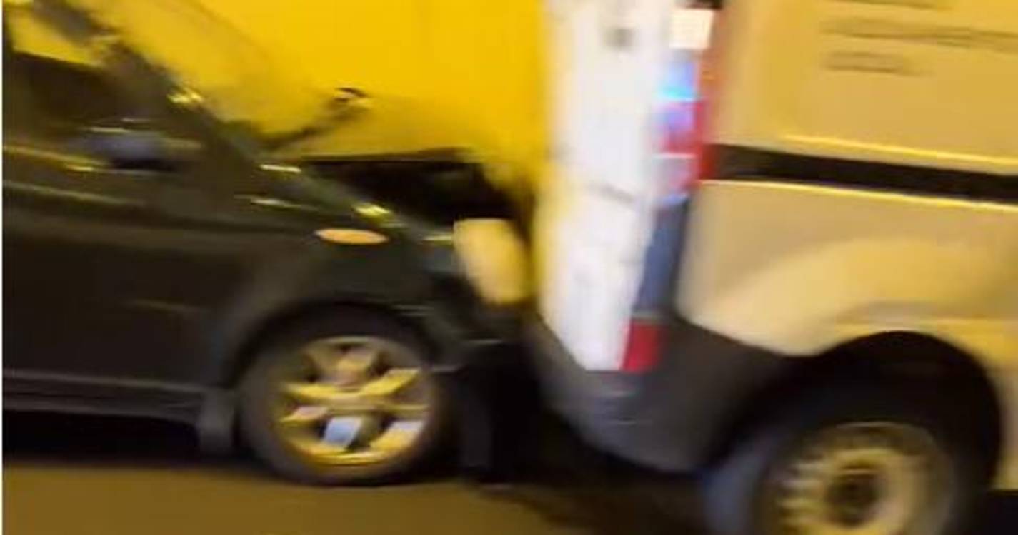 Choque em cadeia dificultou trânsito na Cancela