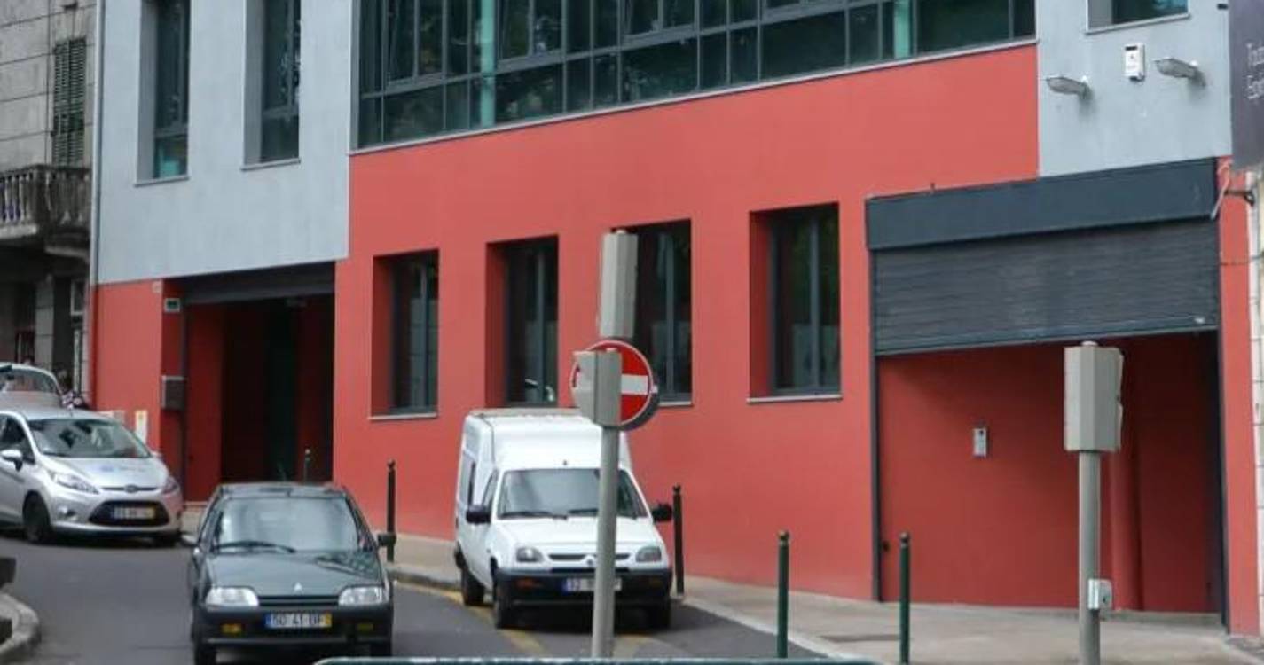 Professores realizam plenário em frente à SRE devido ao “silêncio” sobre compromissos assumidos