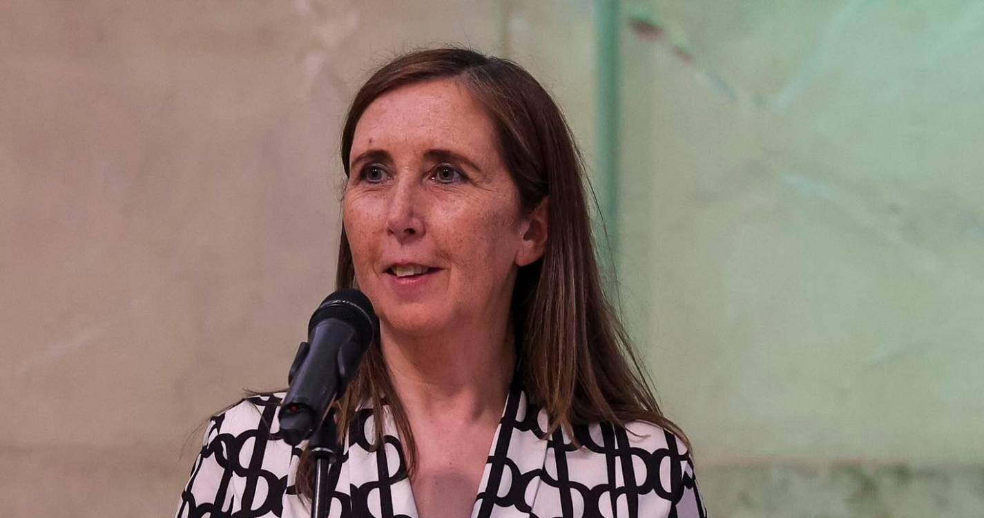 Historiadora Noémia Malva Novais apresenta livro ‘Até as guerras têm regras’