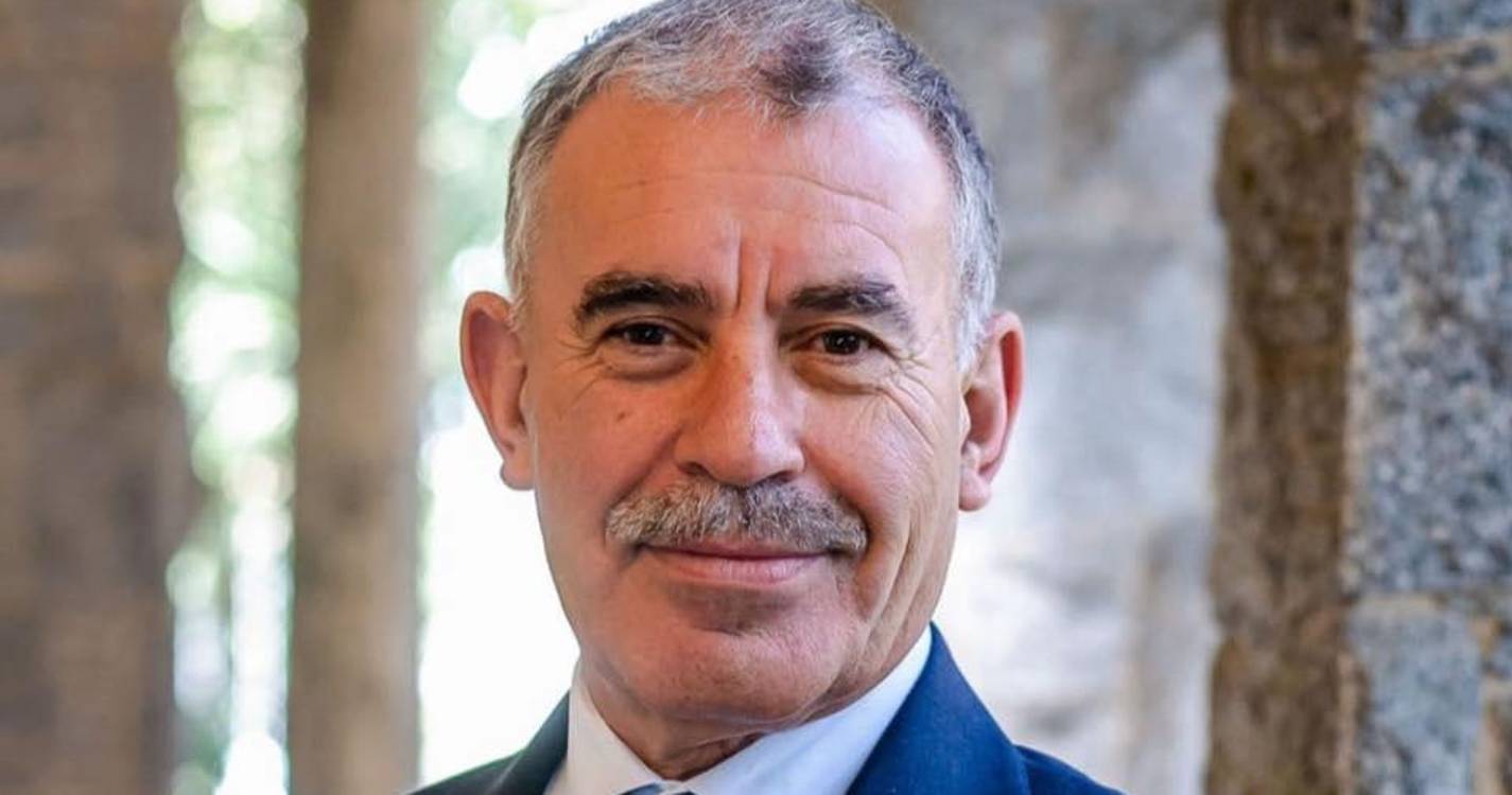 Governo desafia famílias portuguesas no estrangeiro a falarem português em casa