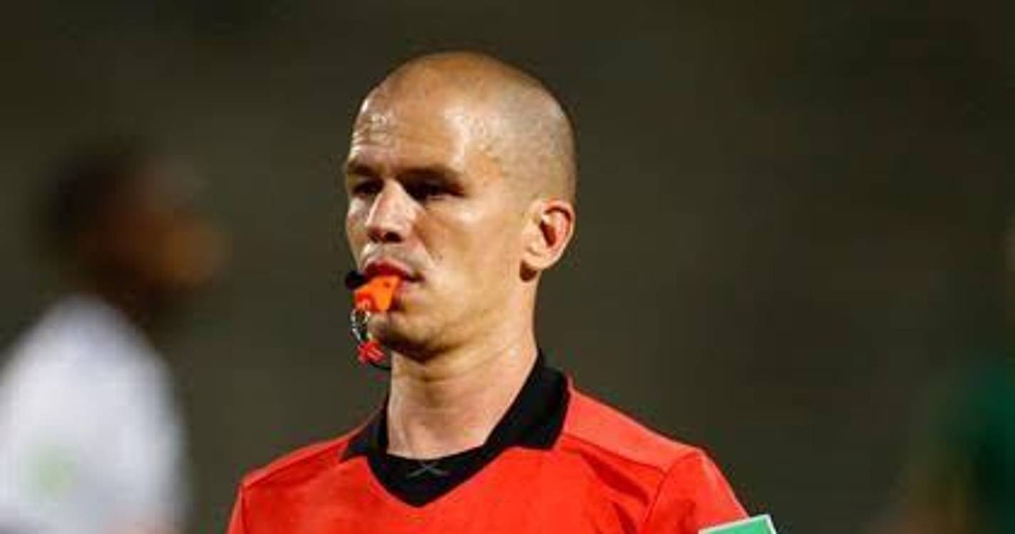 Victor Gomes nomeado para o Comité de Árbitros da FIFA