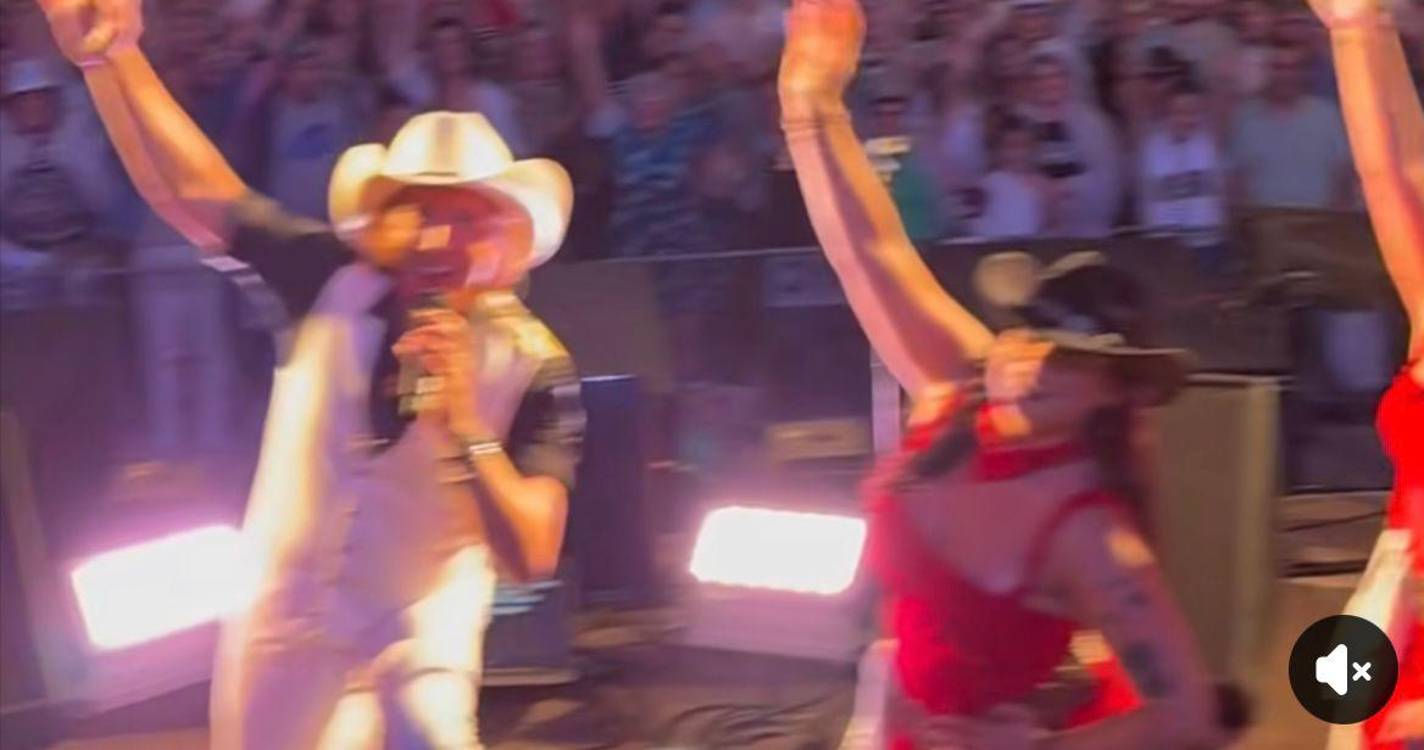 Mar de gente aplaudiu Zé Amaro nas festas da Calheta (com vídeo)