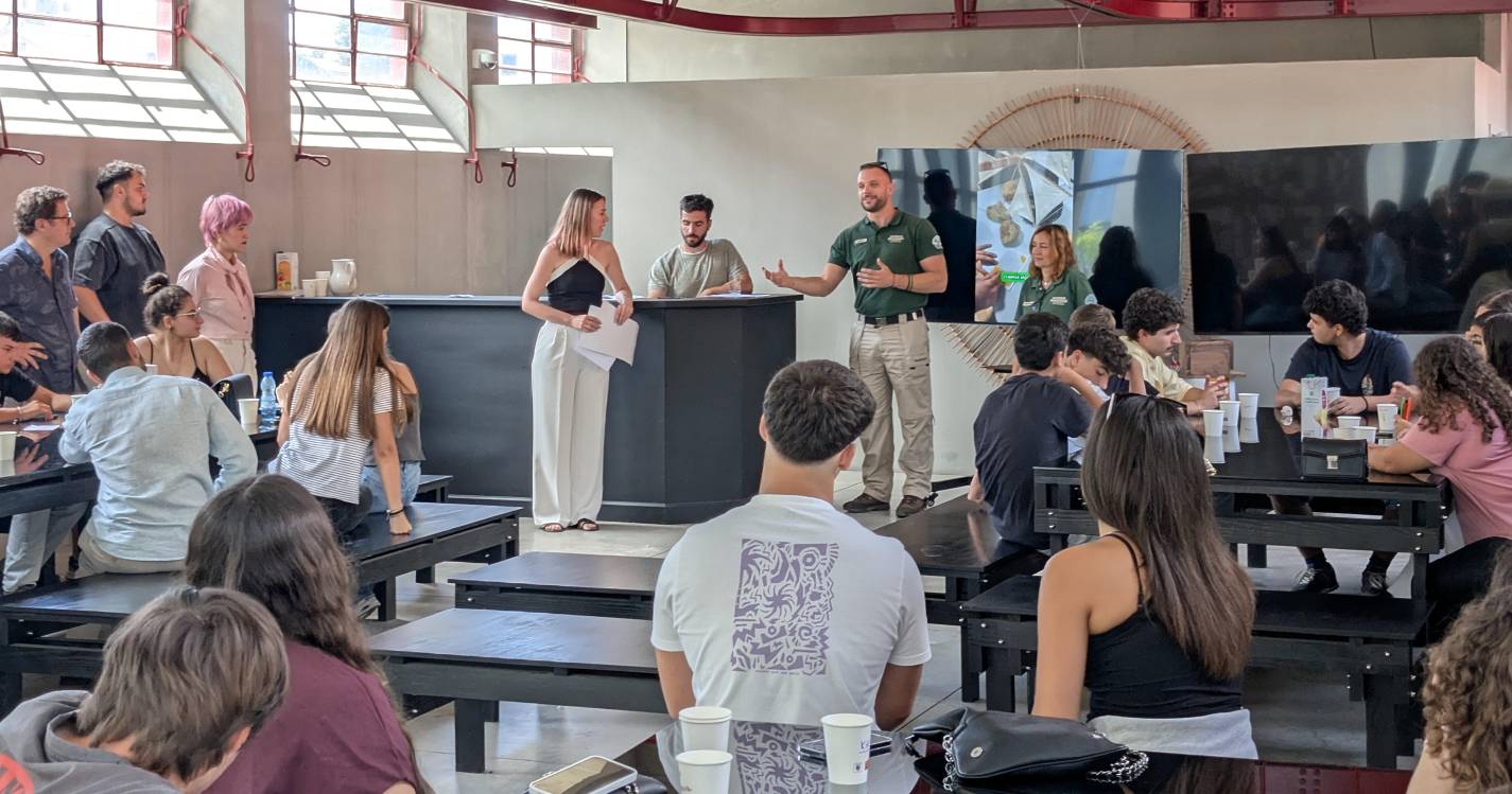 Jovens madeirenses premiados com 500 euros para combater a poluição luminosa