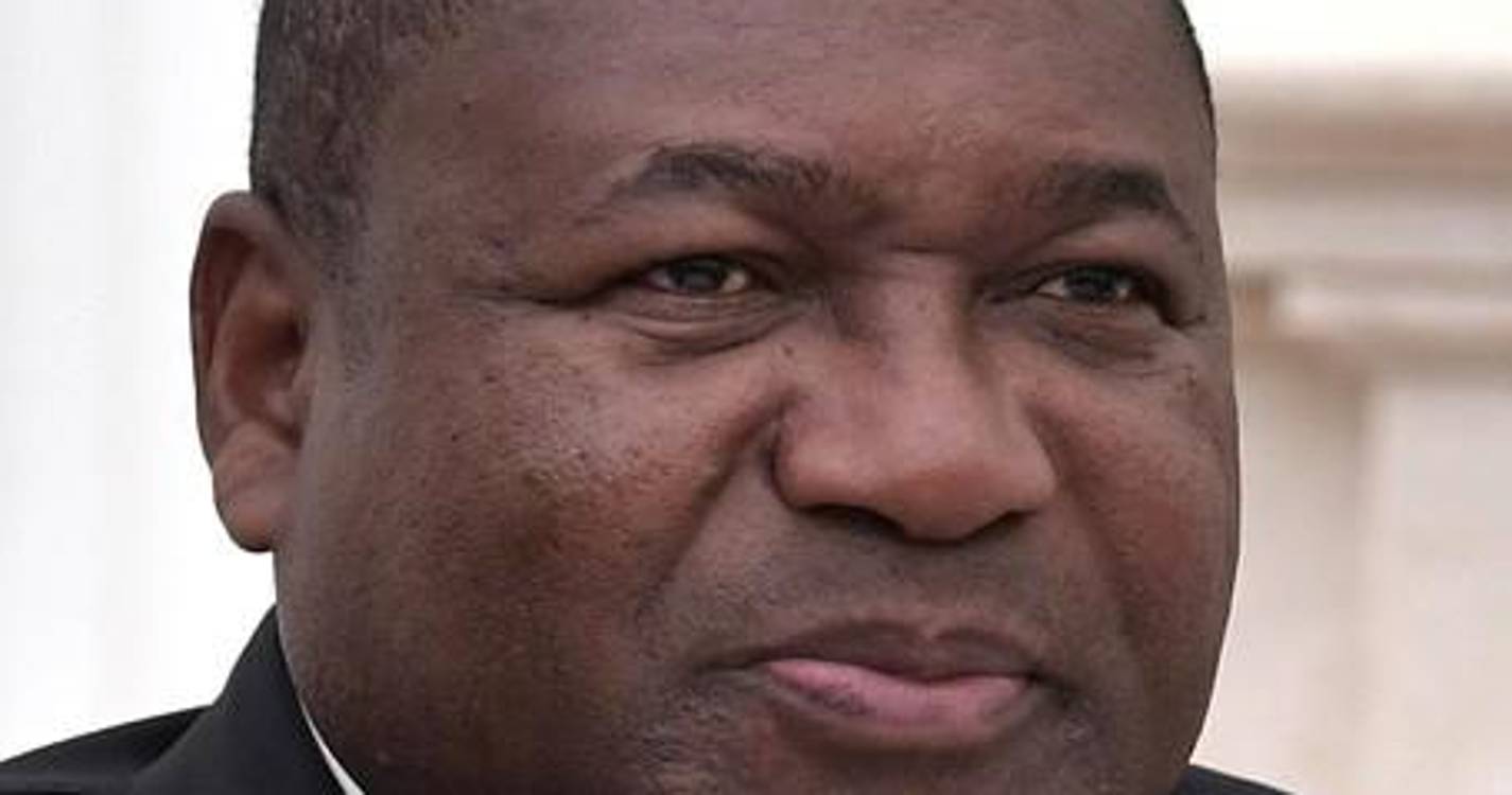 Moçambique: Forças de defesa empurram terroristas para o mato