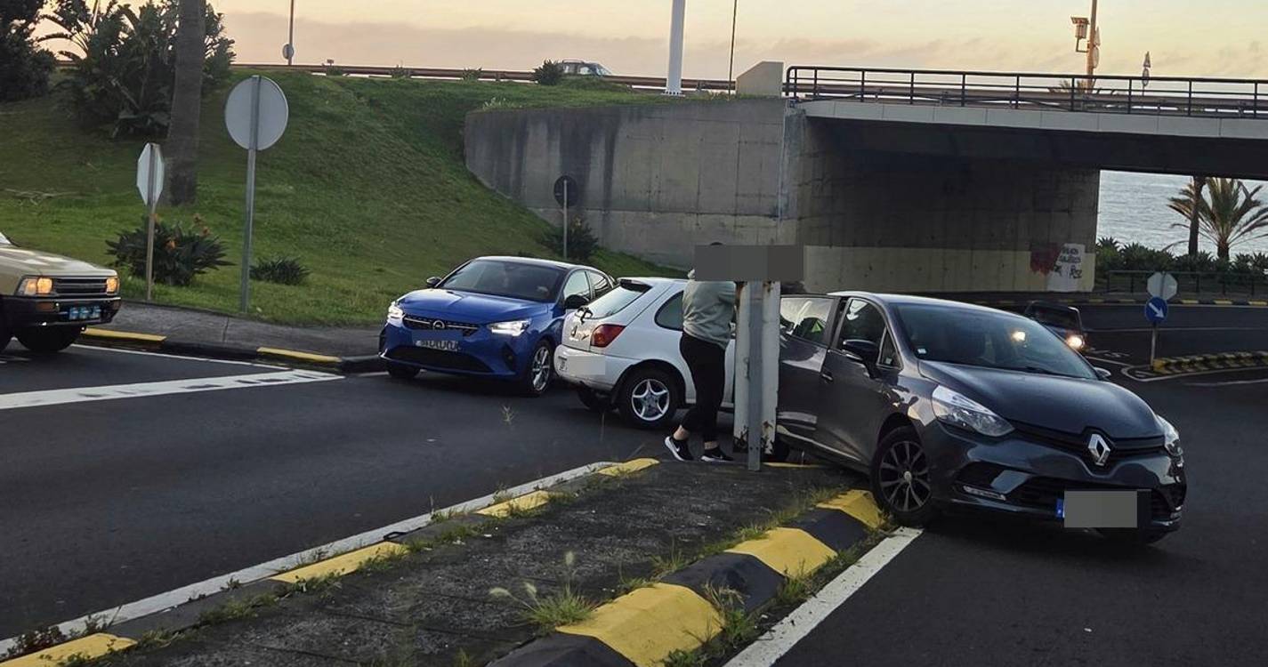 Acidente sem feridos em Santa Cruz