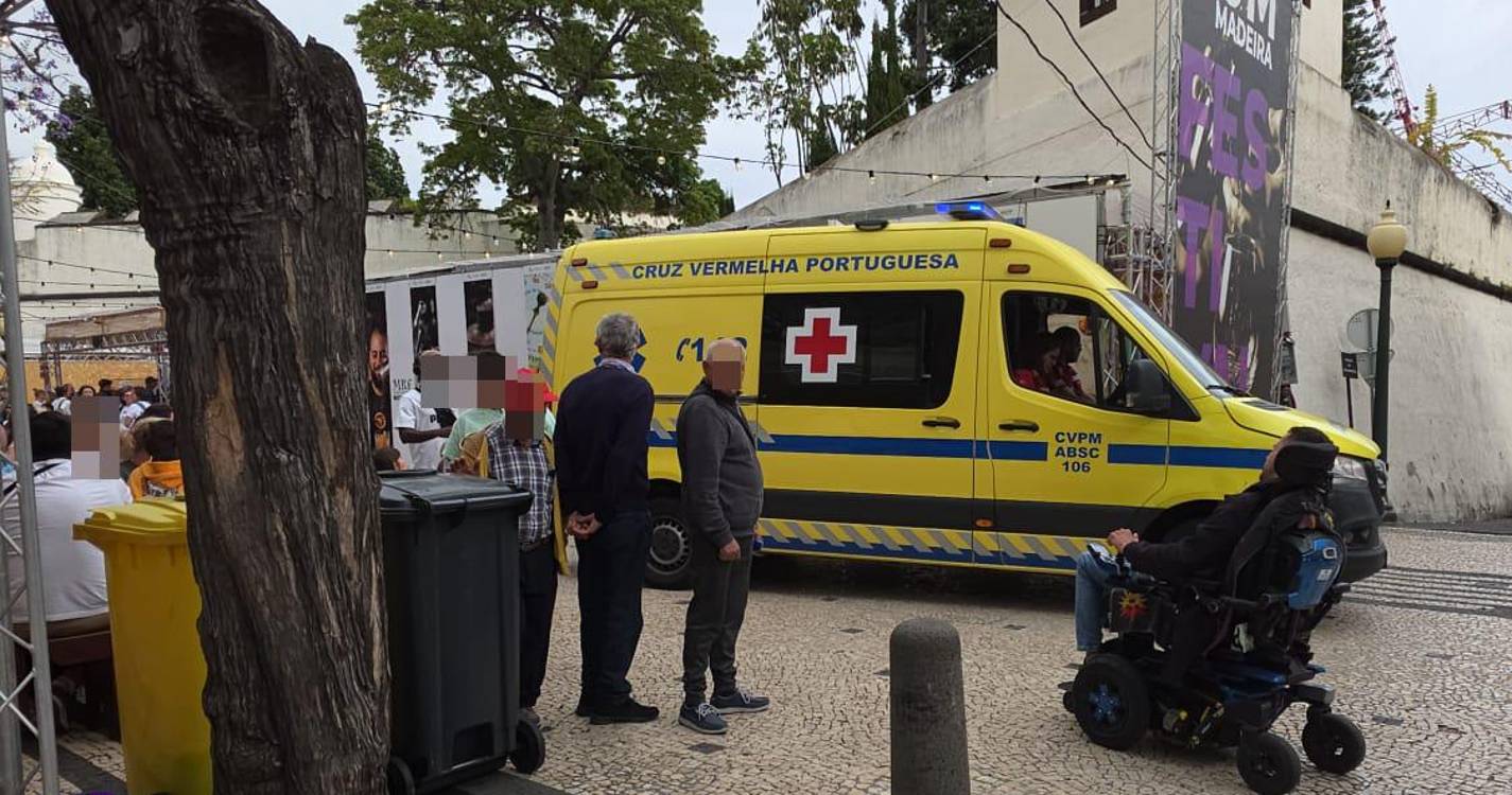 Turista sofre queda na Avenida Arriaga
