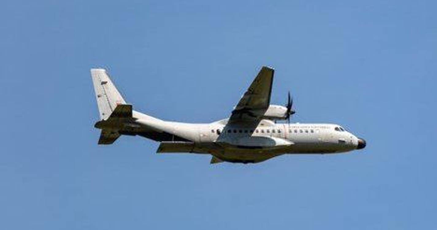 Força Aérea transporta doente em missão entre ilhas da Madeira