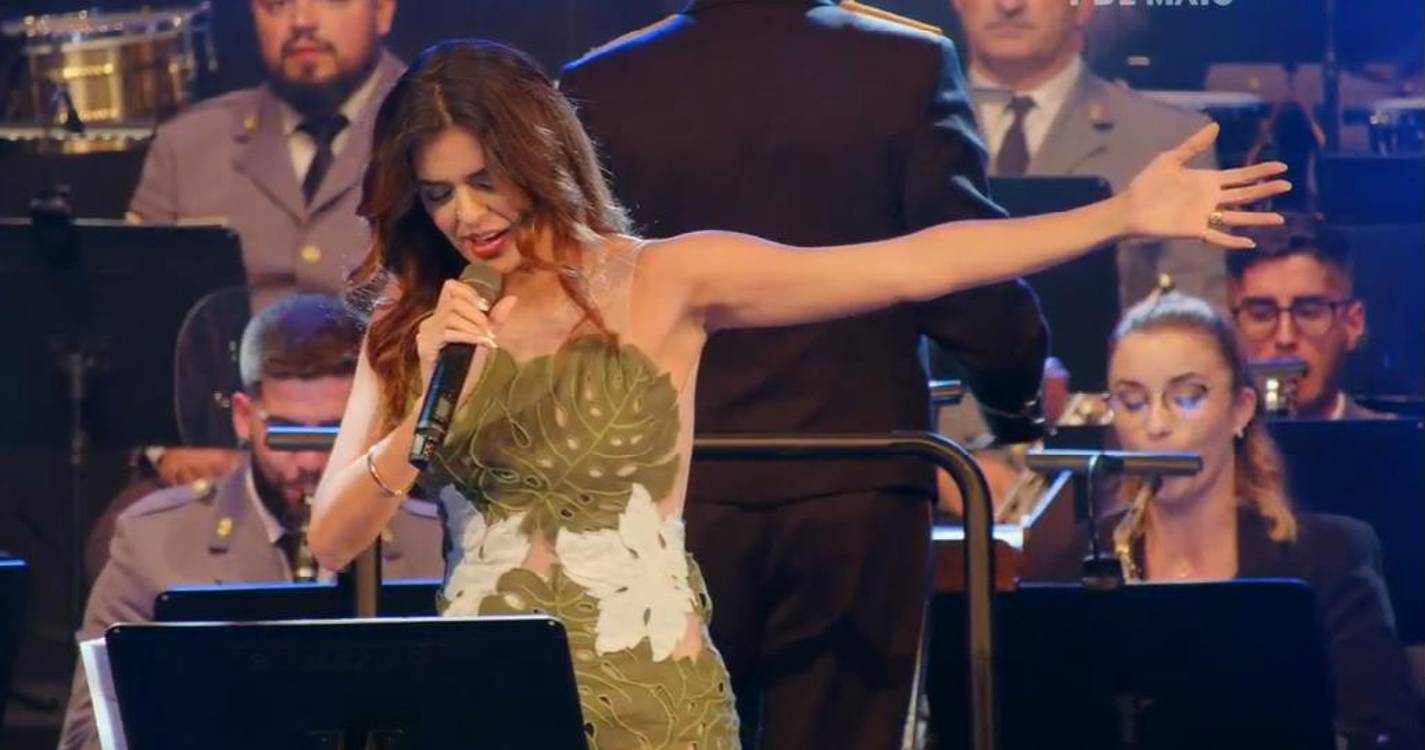 Cuca Roseta está a atuar no Parque de Santa Catarina