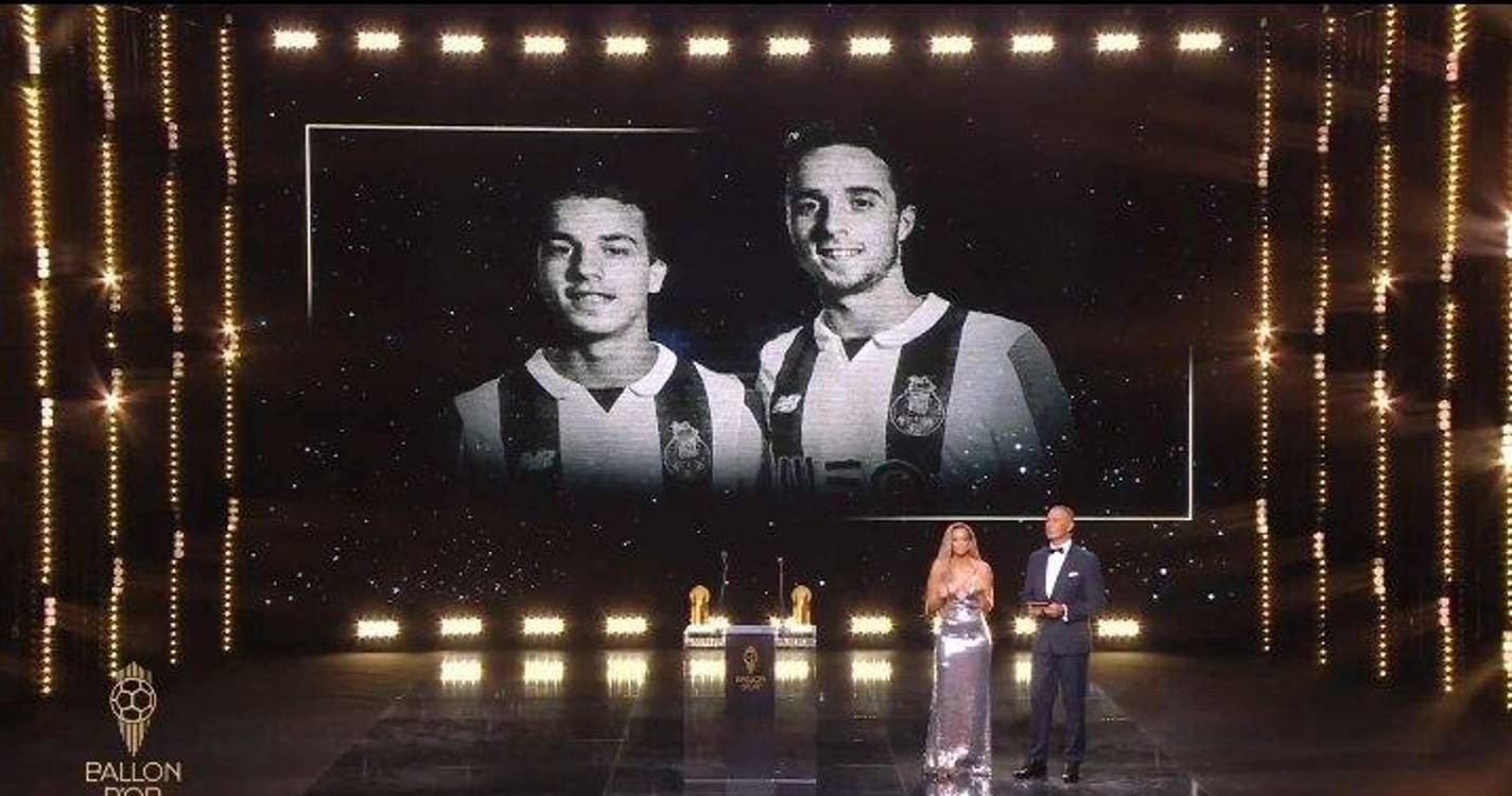 Bola de Ouro: Diogo Jota e André Silva homenageados na cerimónia