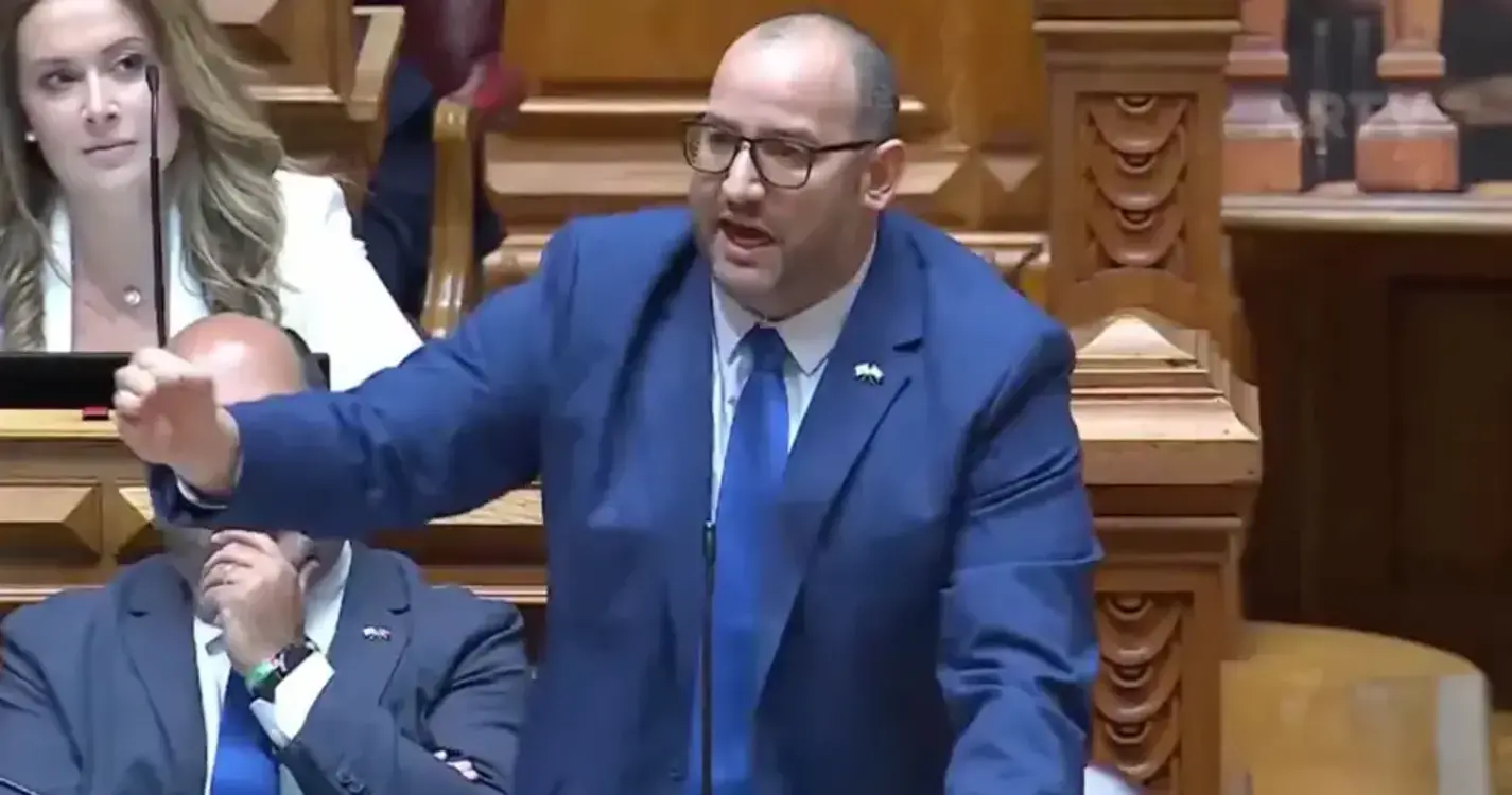 Deputado do Chega Miguel Arruda constituído arguido por furto de malas no aeroporto