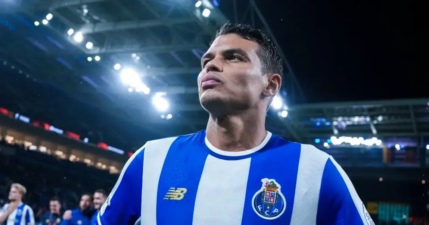 FC Porto confirma saída do central brasileiro Thiago Silva