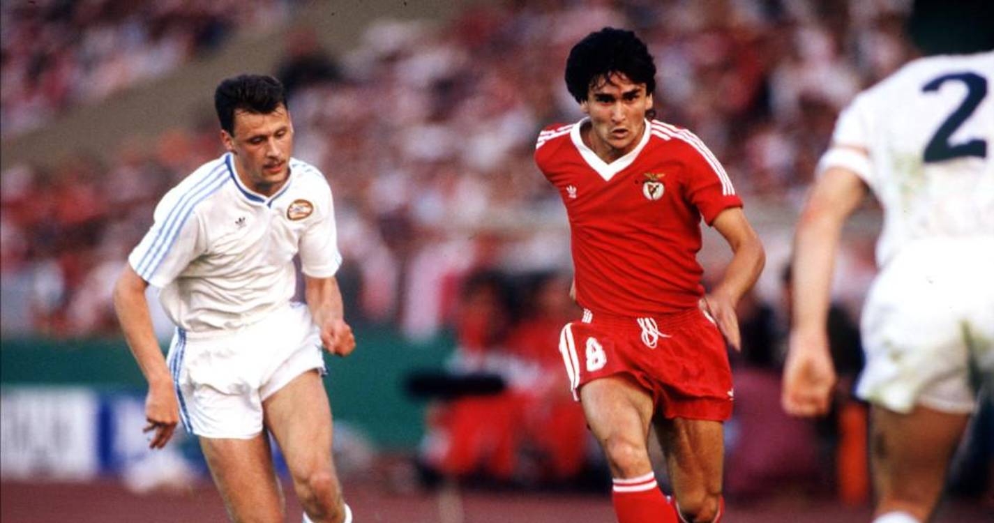 Morreu António Pacheco, ex-futebolista de Benfica e Sporting