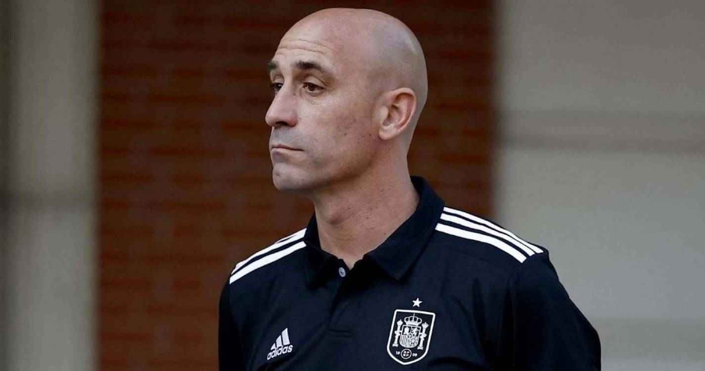 FIFA revela que esteve tentada a impor sanções mais severas a Luis Rubiales