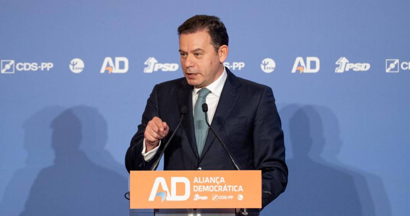 Montenegro afirma que AD olha para as mulheres e vai dar “passos seguros” pela igualdade