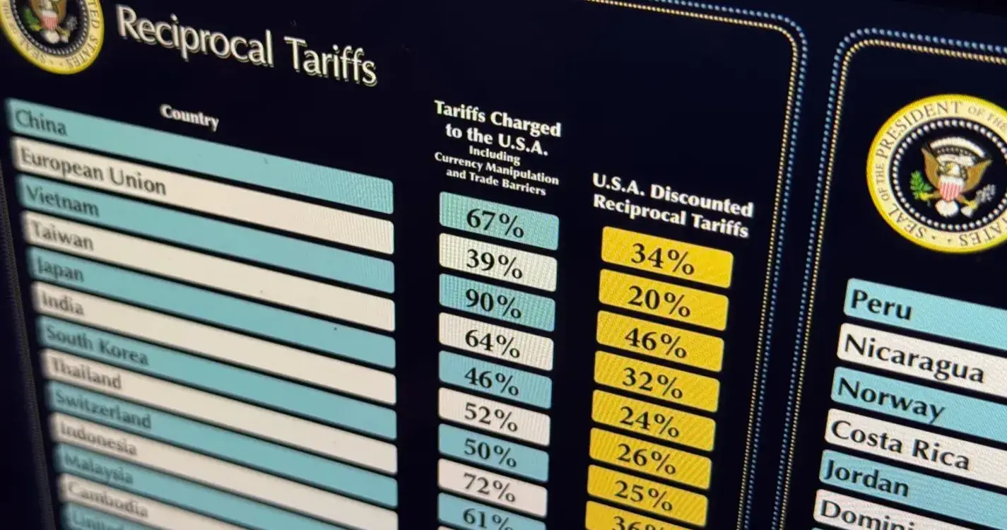 África do Sul apela à reforma e ao reforço da OMC após tarifas anunciadas pelos EUA