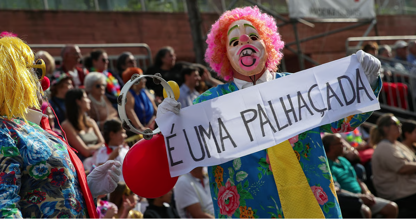 Terça-feira Gorda com desfiles por todo o arquipélago