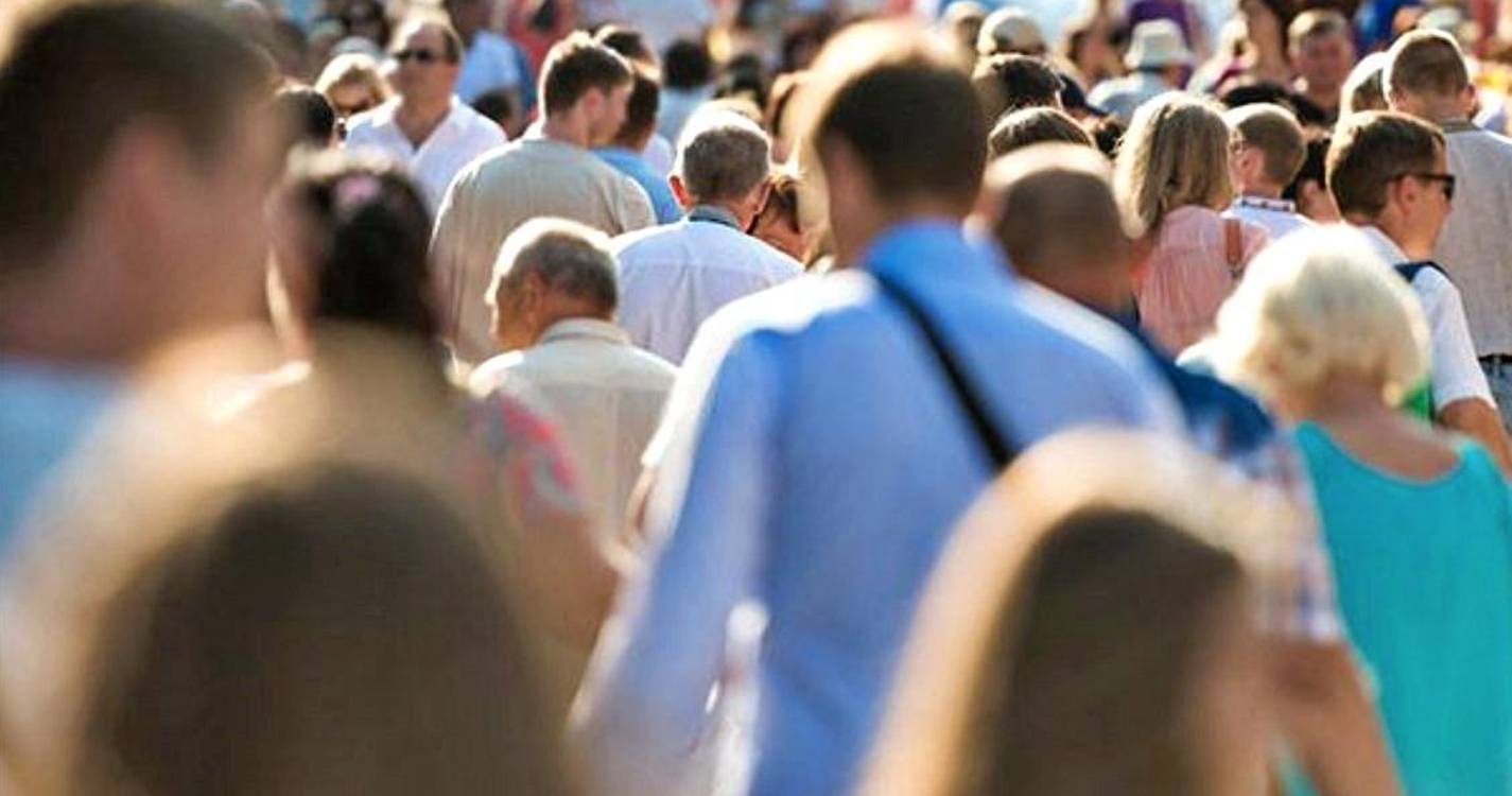 População mundial cresce 75 milhões e supera 8 mil milhões de pessoas em janeiro