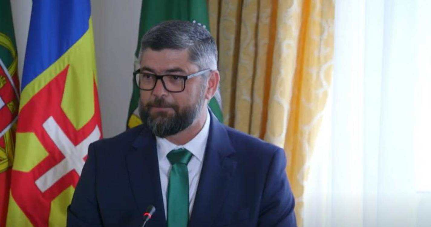 Carlos Silva diz que Porto Santo ainda “é alvo de piratas que chegam com caneta no bolso”