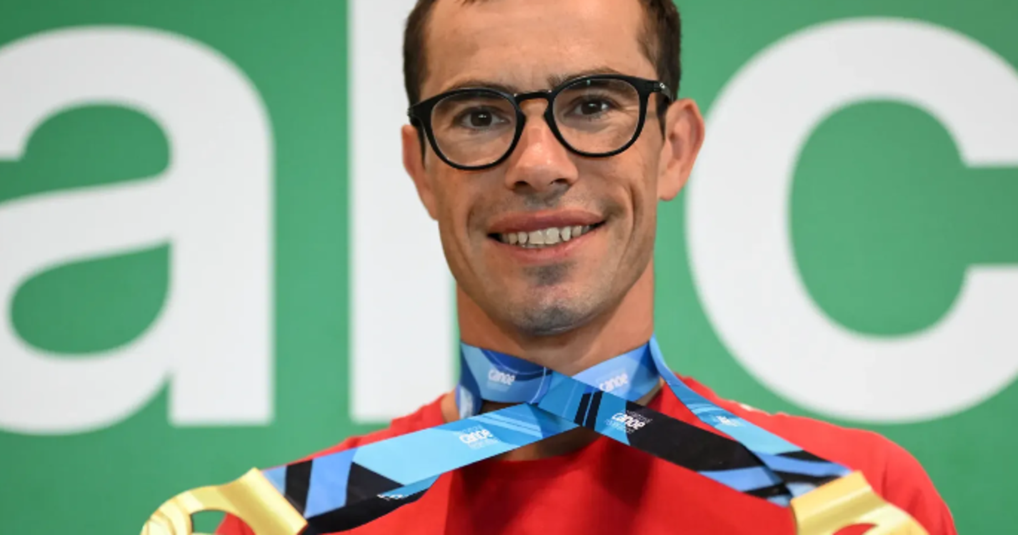 Fernando Pimenta sagra-se campeão em K1 5.000 metros
