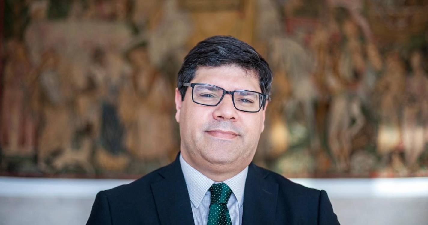 Líder da bancada do PS destaca libertação de filho de madeirenses na Venezuela