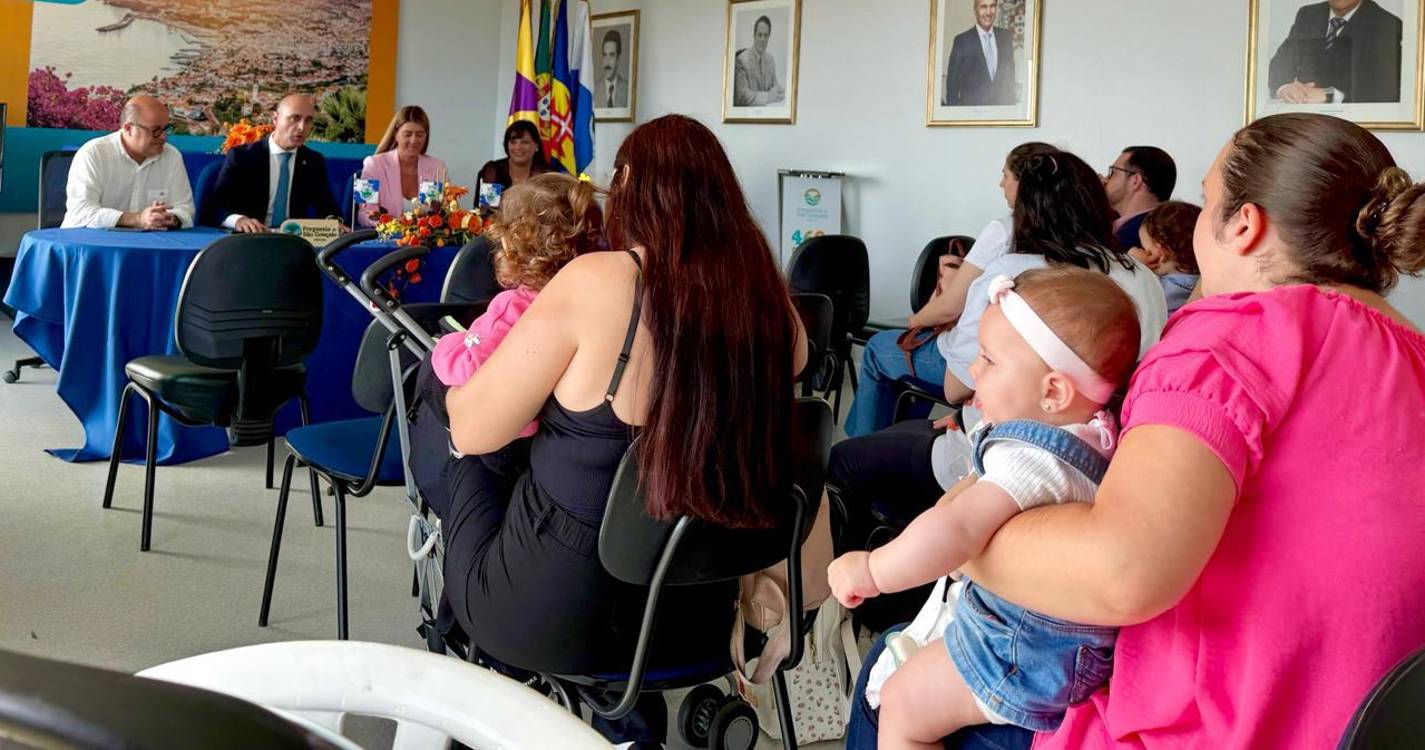 São Gonçalo entrega apoios à natalidade a 17 famílias