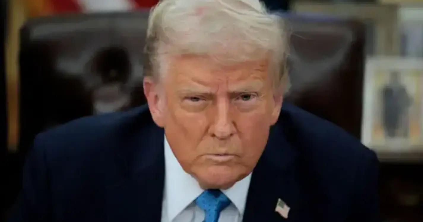 Ucrânia: Trump desvaloriza presença de Zelensky em negociações de paz