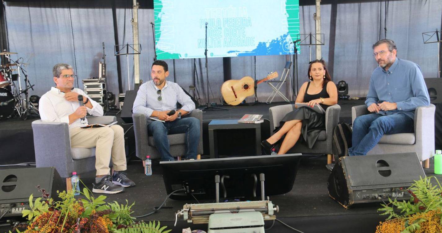 Autores locais discutiram os desafios da escrita na Semana da Cultura da Ribeira Brava