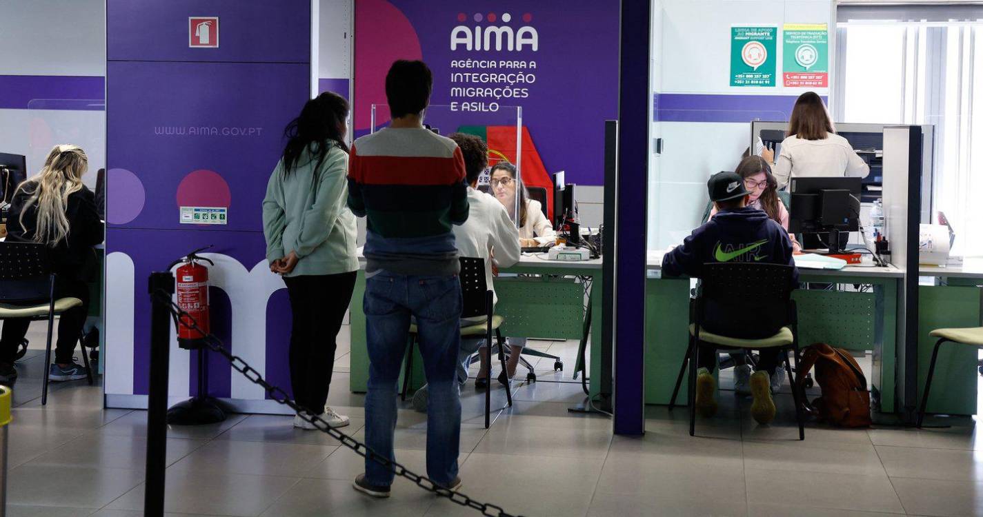 Documentos e vistos de estrangeiros com prazo alargado um ano