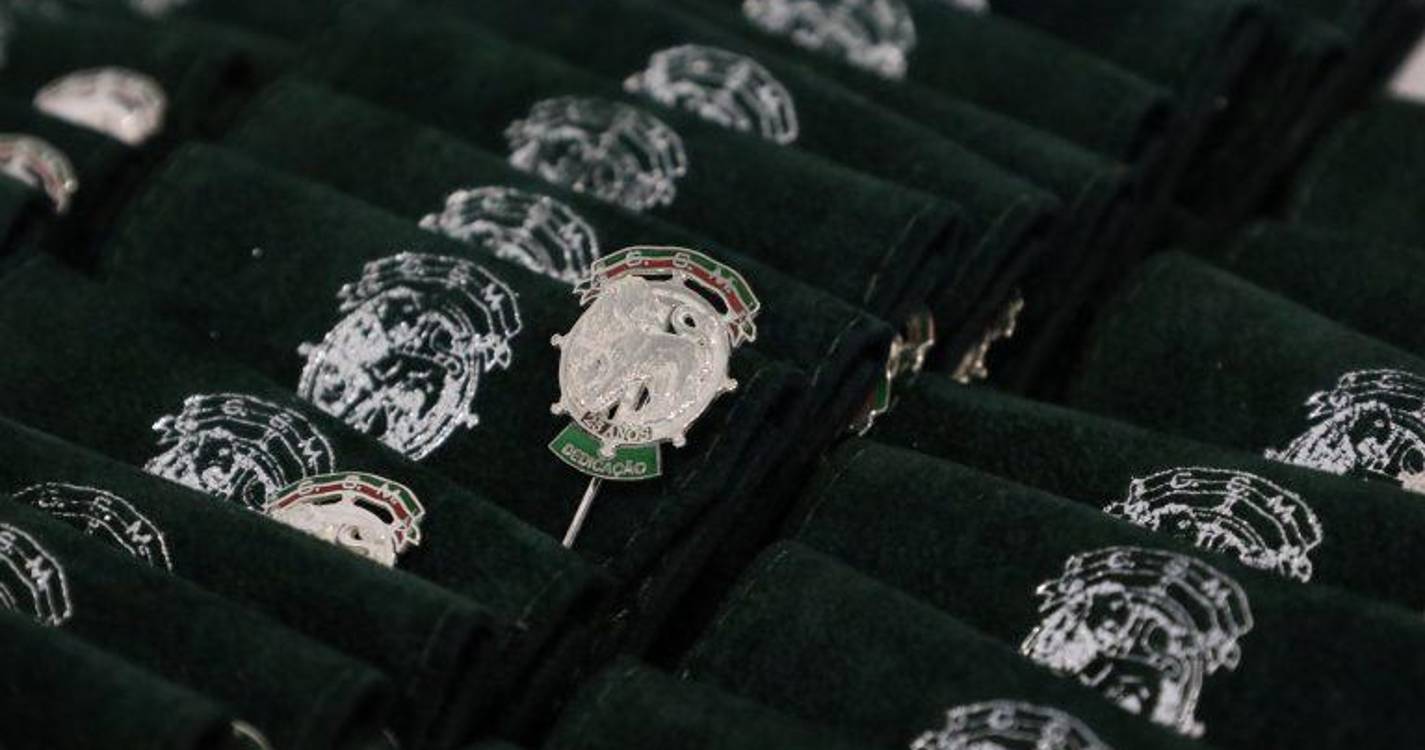 Marítimo conclui entrega de medalhas comemorativas de 25 anos de sócio