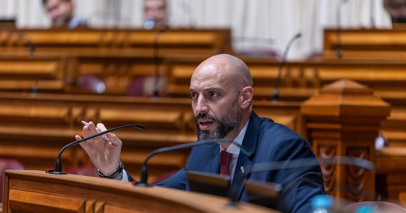 Mobilidade: Deputado do Chega acusa Governo da República de “incompetência grave”