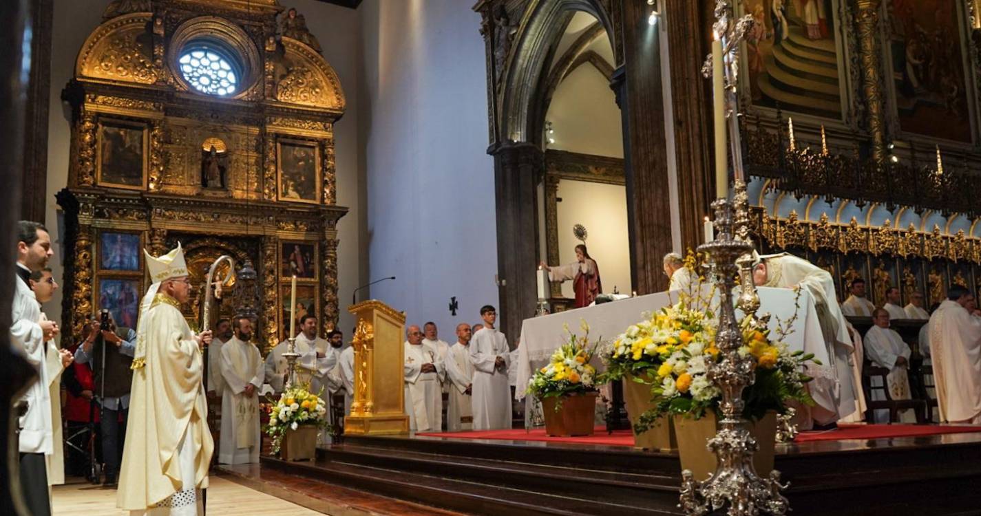 Sé do Funchal celebra Quinta-Feira Santa com Missa Crismal (com fotos e vídeo)