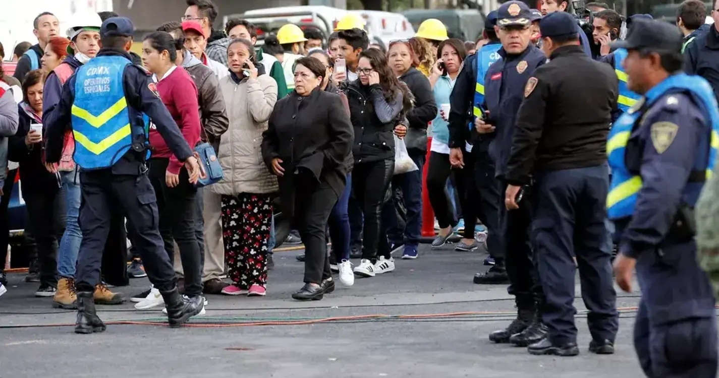 Autoridades chilenas suspendem alerta de tsunami
