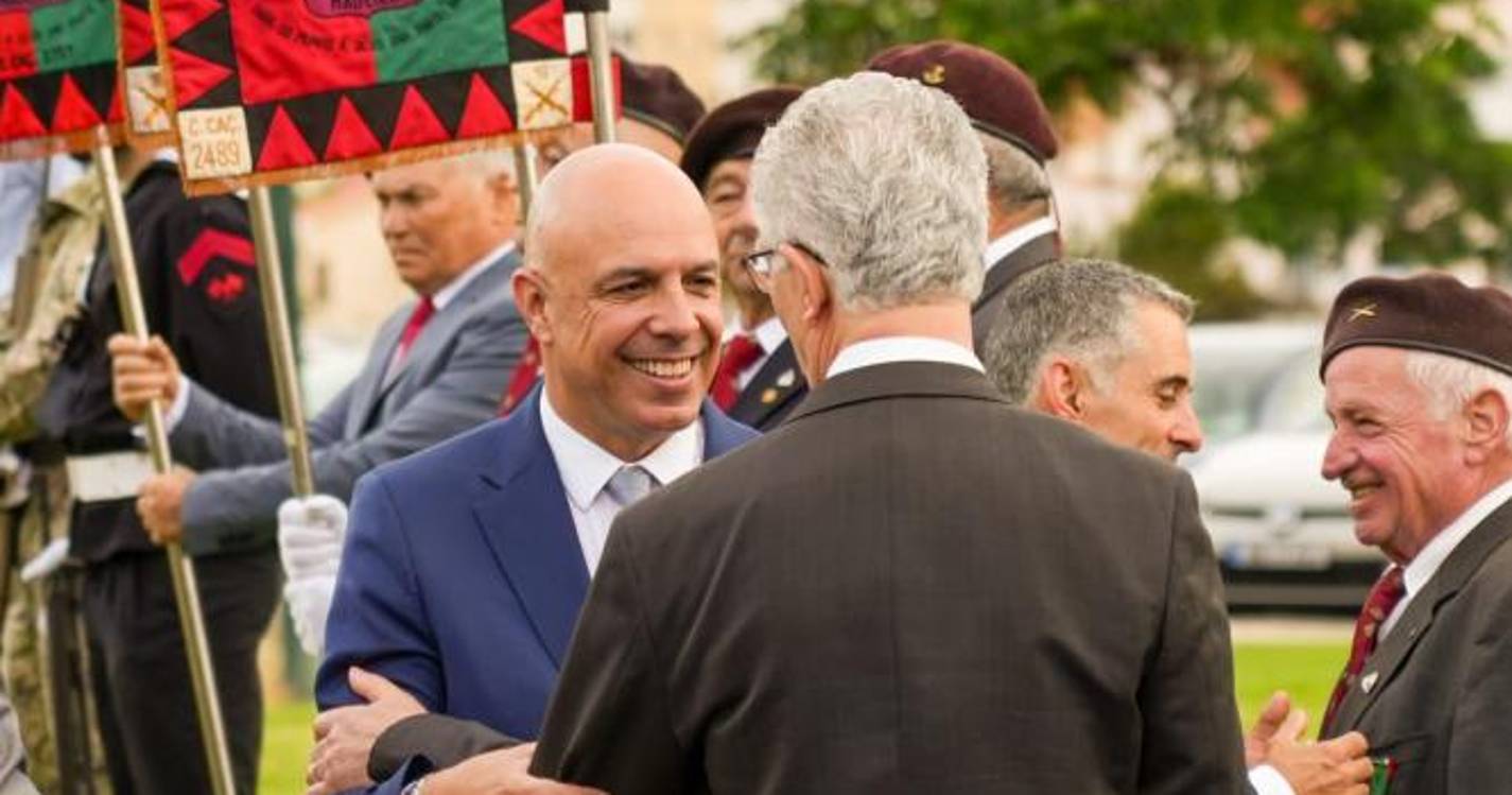 “A baixa de impostos não pode ser mais adiada”, defende o PS