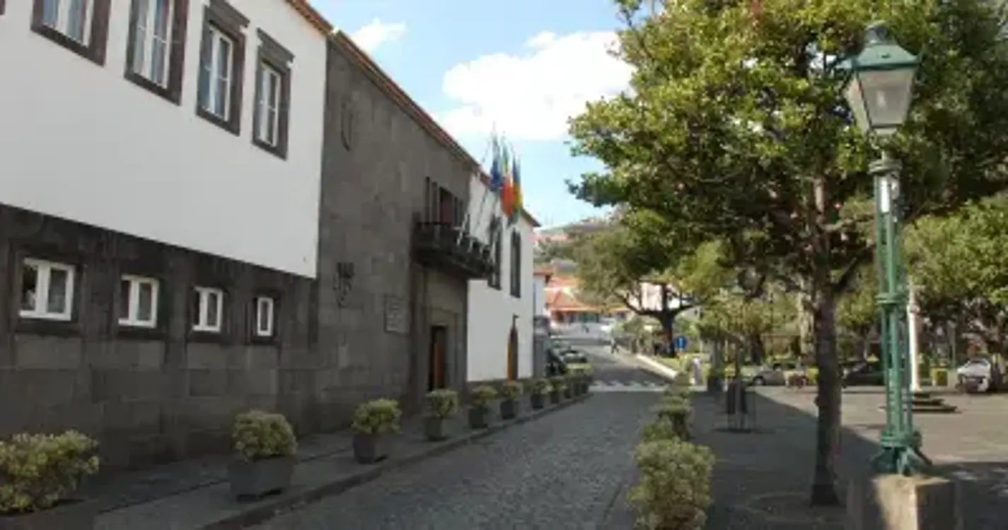 Élia Ascensão acusa PSD “de fazer ruído para abafar falhas do Governo Regional”