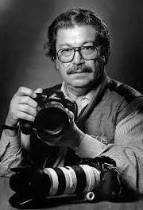 Fotografias de Eduardo Gageiro evocam 25 de Abril em exposição em Pequim