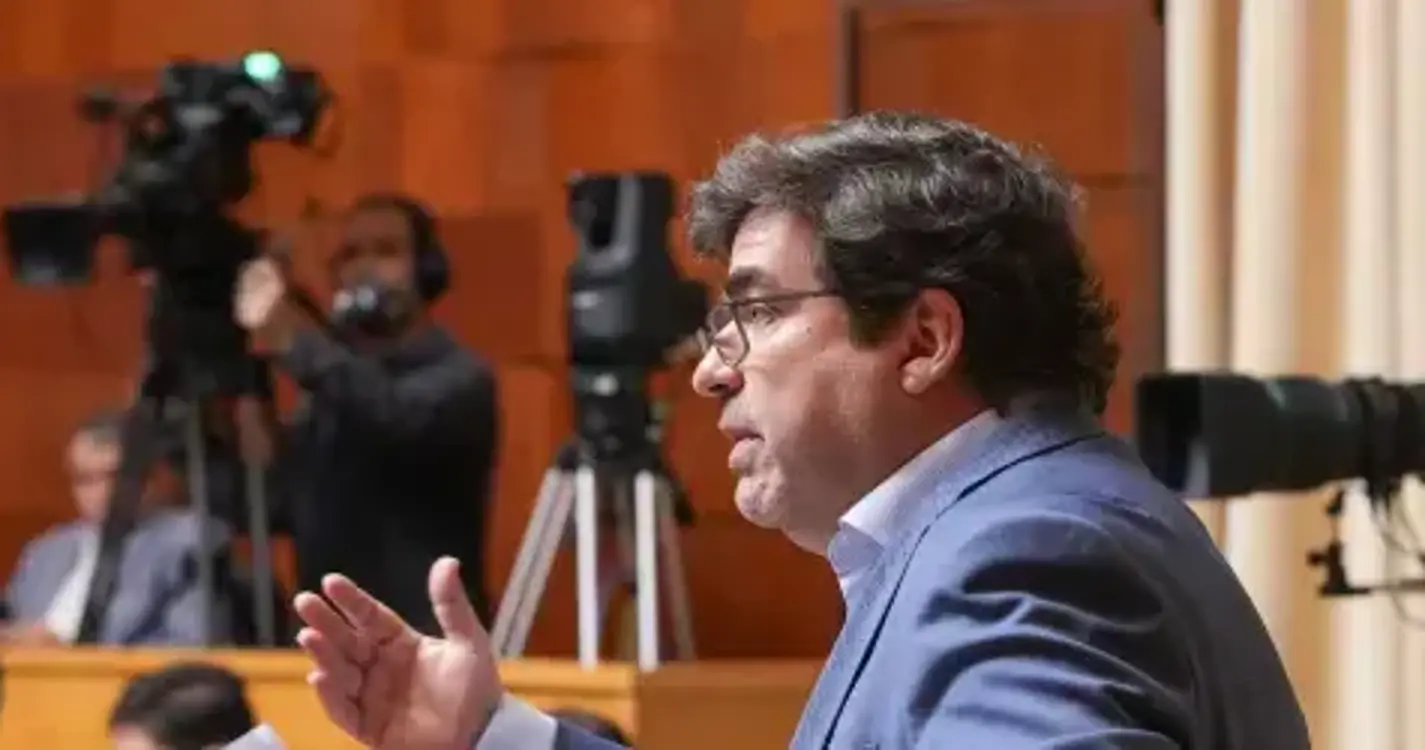 IL questiona prioridades na Madeira