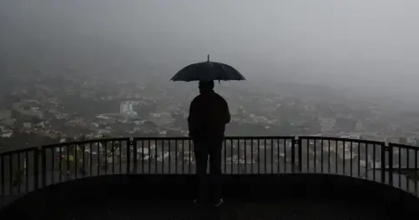 Capitania prolonga avisos de vento e agitação marítima fortes