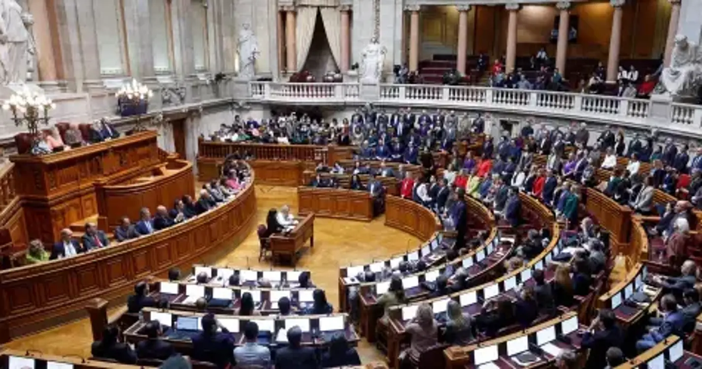 Governo reúne-se hoje com partidos para apresentar e discutir linhas gerais do PTRR