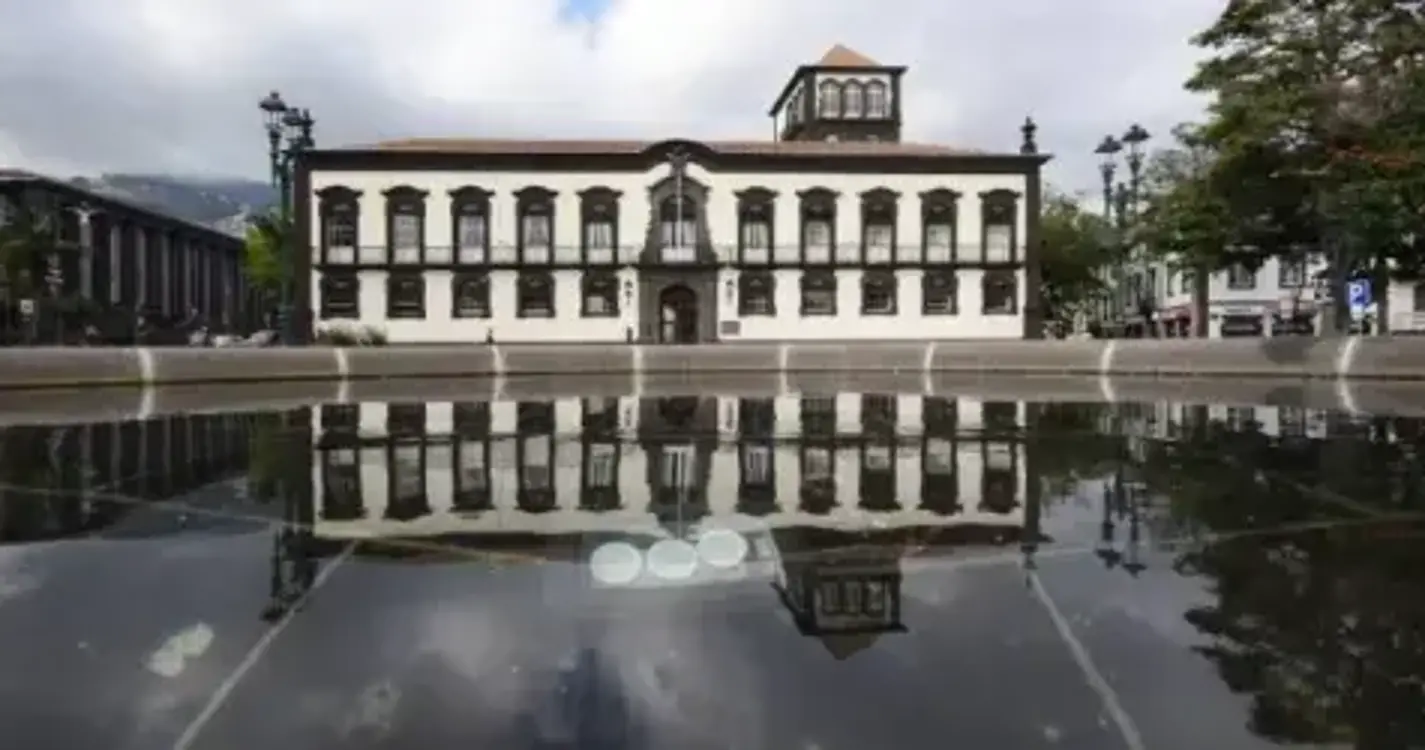 Circulação interrompida e proibição de estacionamento no Caminho dos Saltos