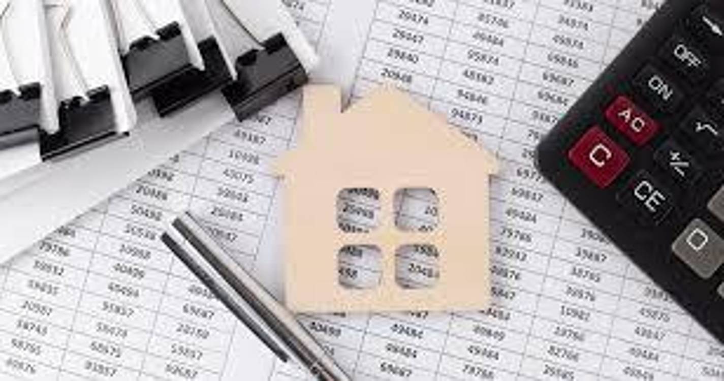 Euribor desce a três e seis meses para mínimos desde outubro e sobe a 12 meses